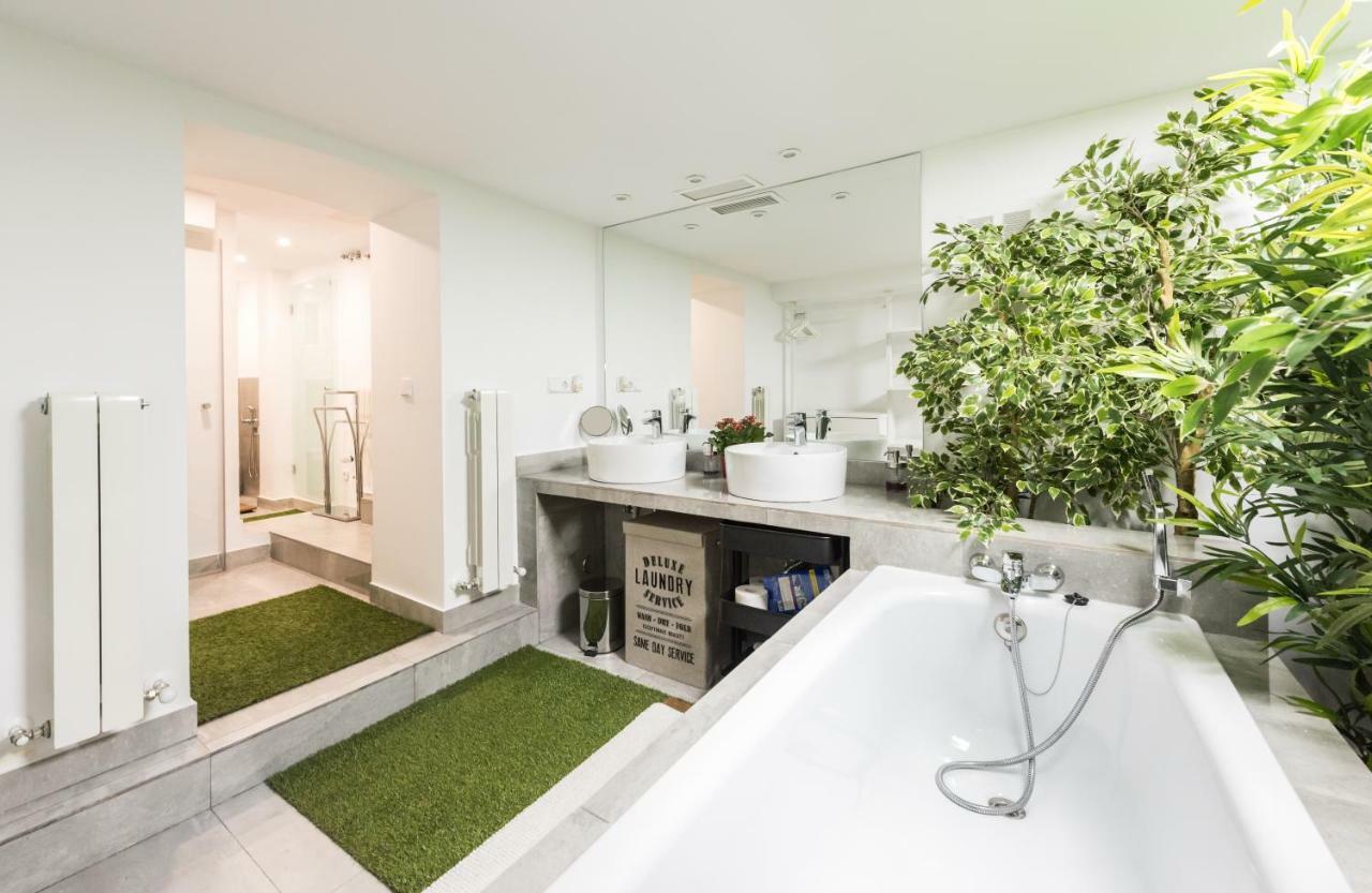 Art & Design Gran Via Apartment Madrid Exterior photo